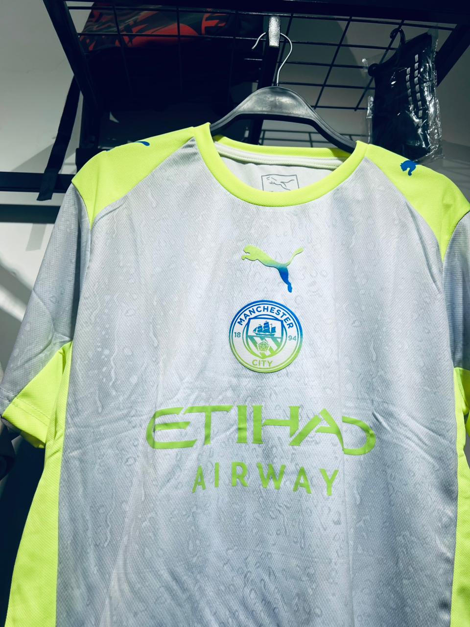 السيتي رمادي ف لموني thumbnail