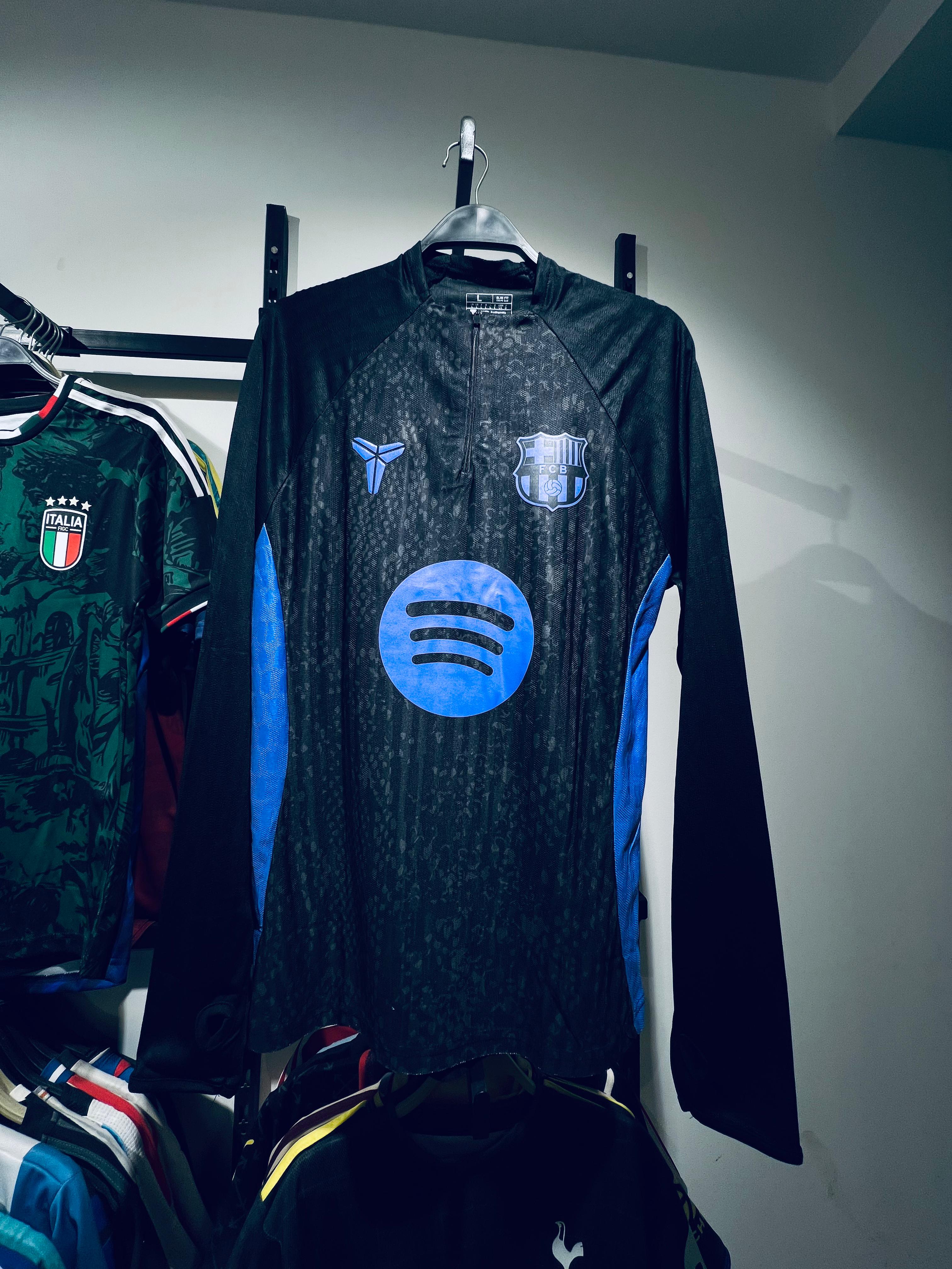 تراك برشلونه تخيلي