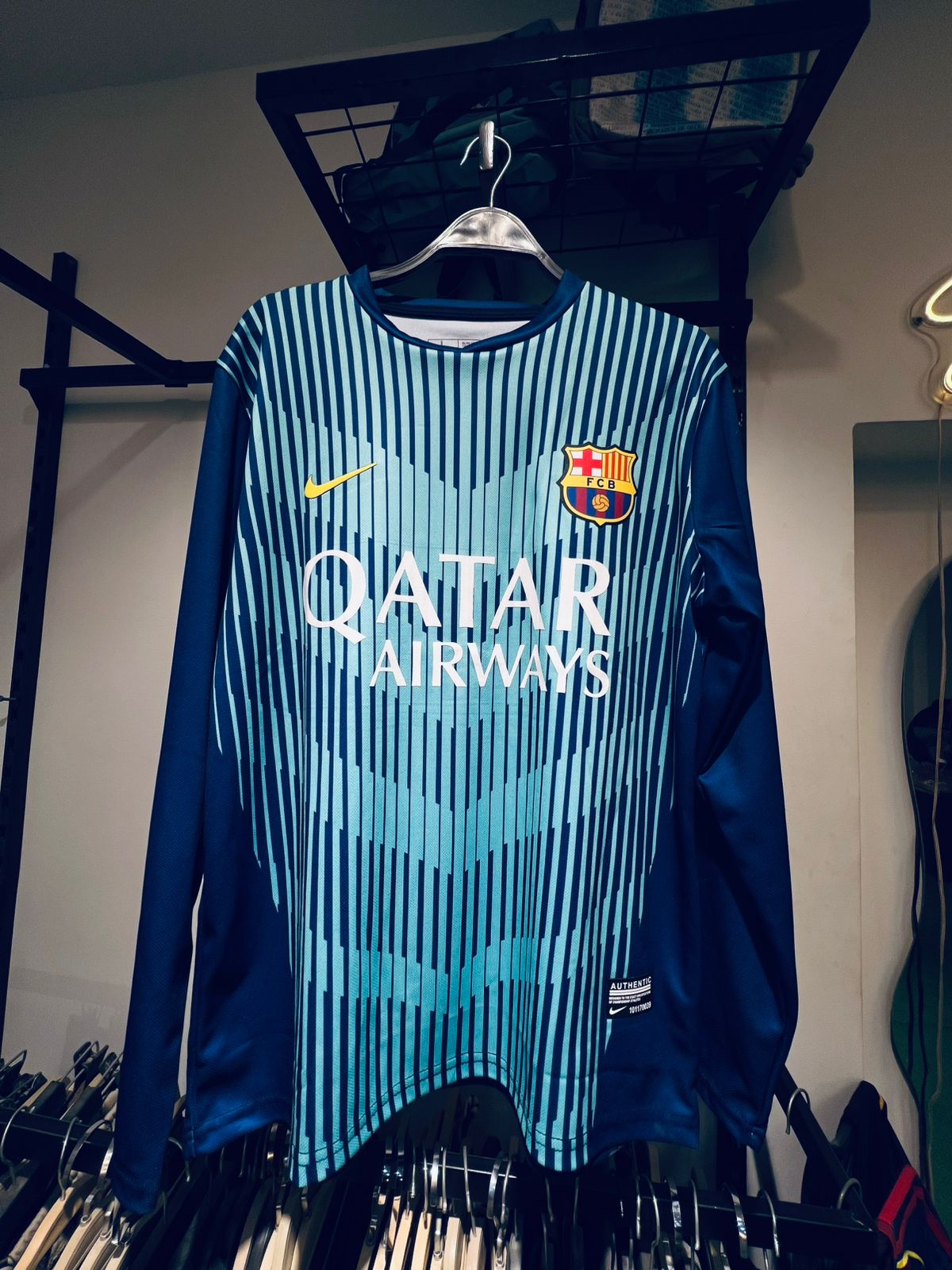 تيشيرت برشلونه موسم ٢٠١٤/٢٠١٥