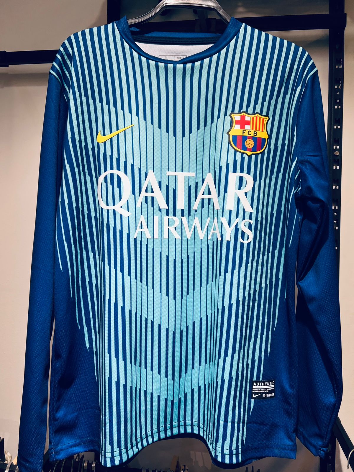 تيشيرت برشلونه موسم ٢٠١٤/٢٠١٥ thumbnail