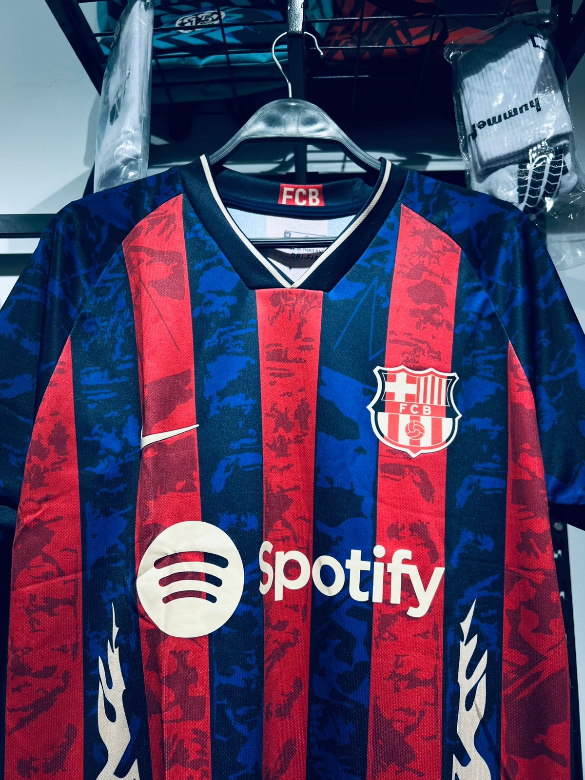 برشلونه تخيلي thumbnail