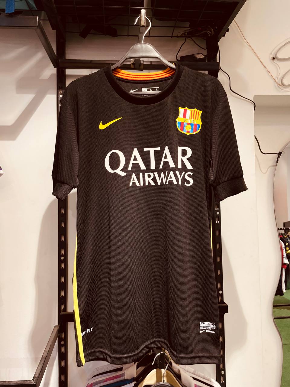 برشلونه 2015 الأسود