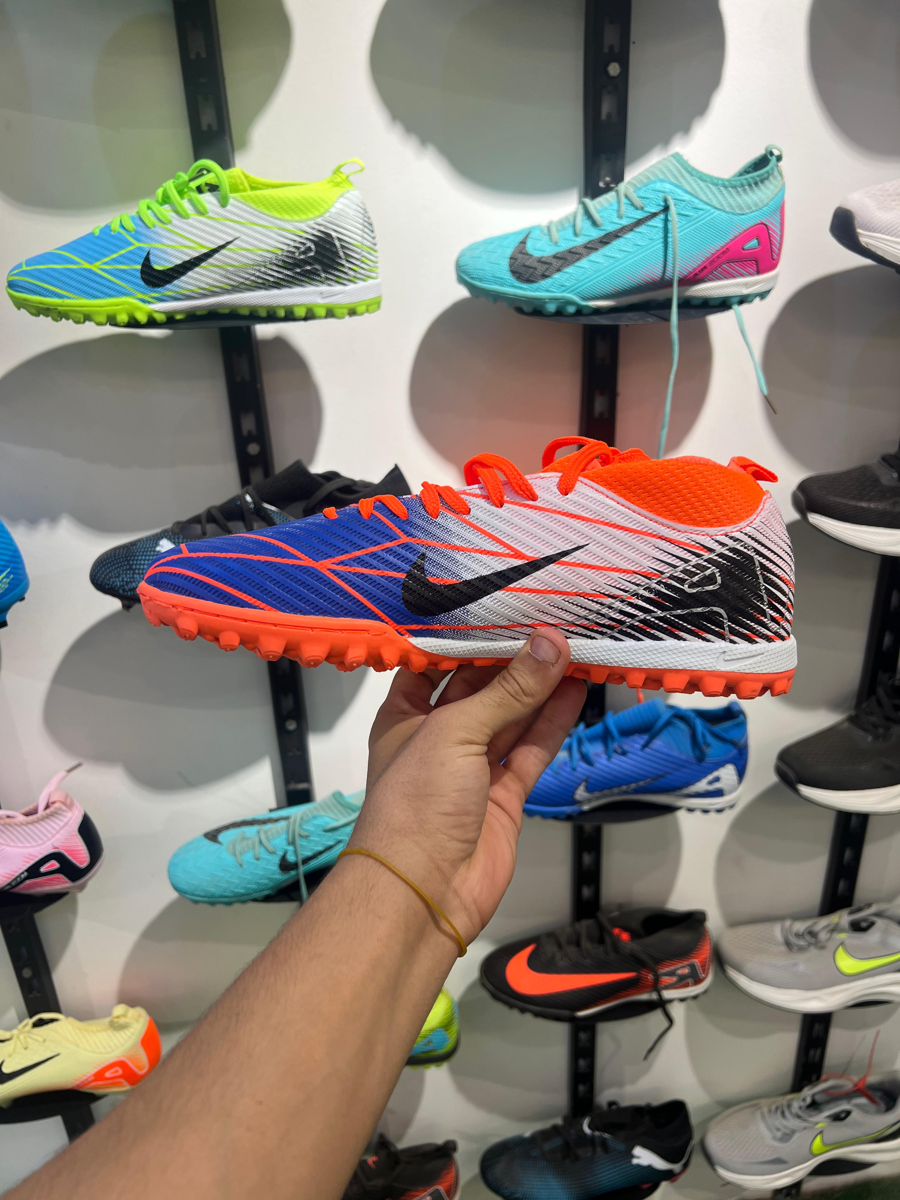 ترتان اير زوم برتقالي thumbnail