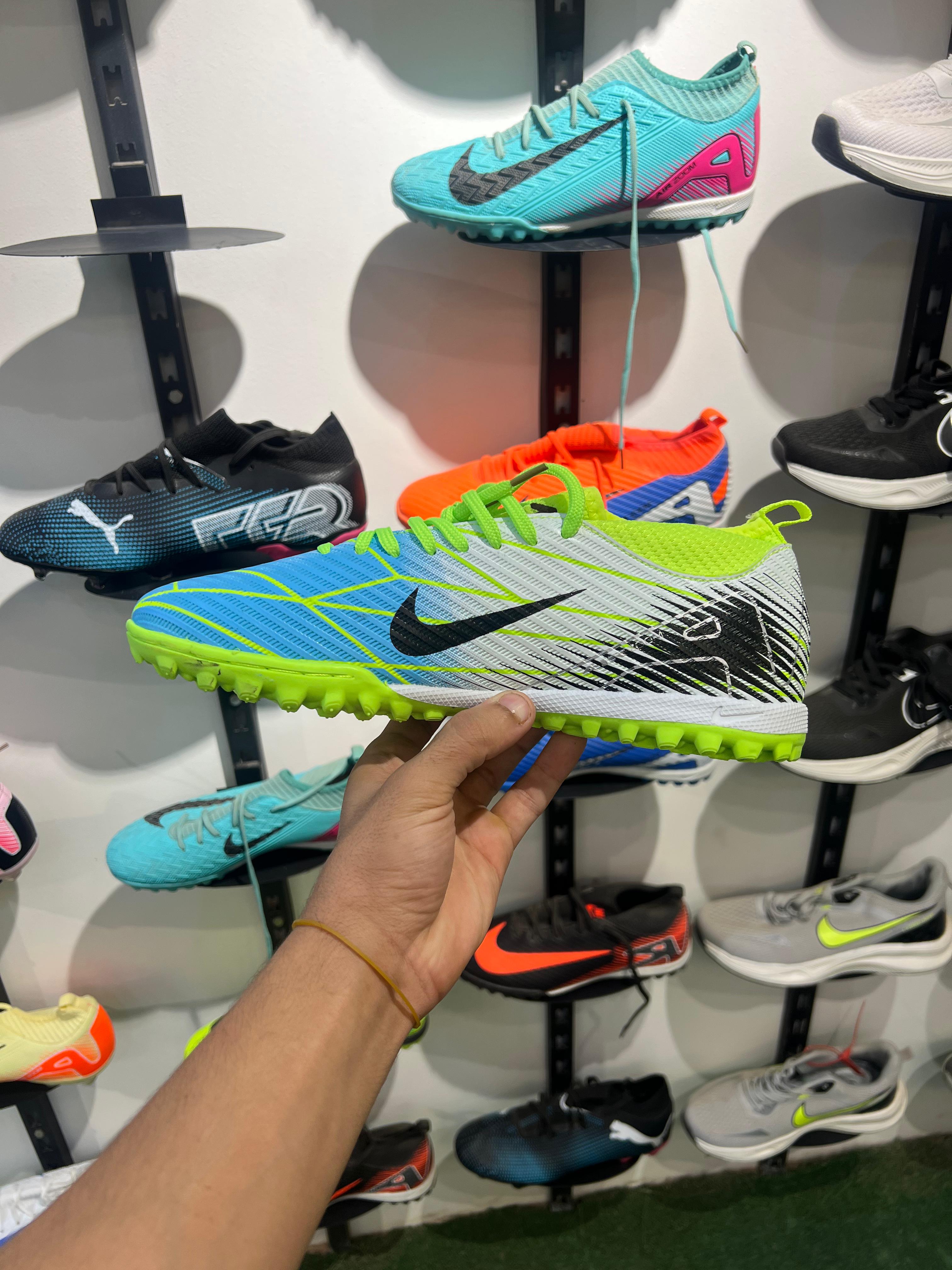 ترتان اير زوم لموني thumbnail